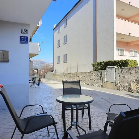 アパート 11518a *